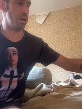 Snapshot of dura87 chatting on September 2025 08:40:01 AM dura87 online show from September 2025 08:40:01 AM