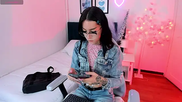 megan rosse11 online show from November 2025 05:22:02 AM