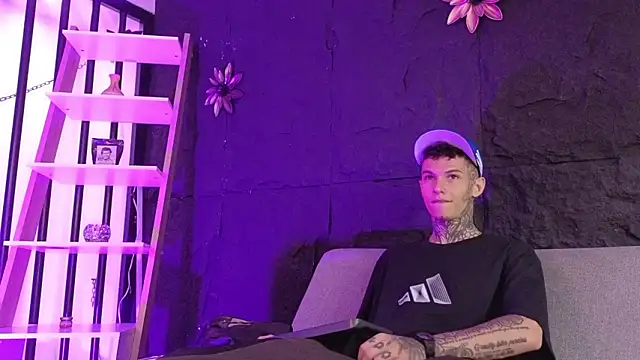 Paulo 527 online show from February 2026 07:25:02 PM