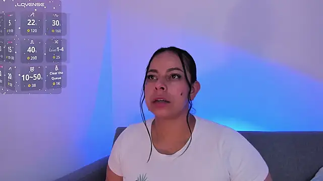 Snapshot of jimena_chic1 chatting on April 2026 08:57:02 PM jimena chic1 online show from April 2026 08:57:02 PM