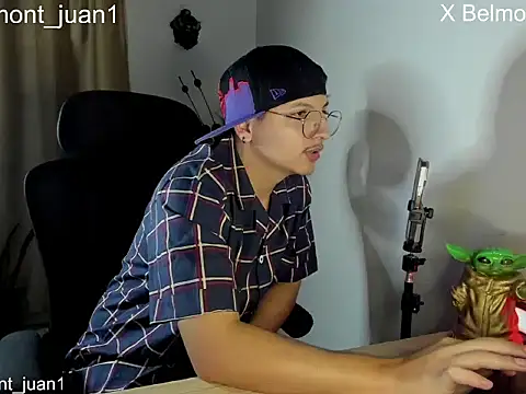 Snapshot of Juan_belmont chatting on December 2025 01:58:01 AM Juan belmont online show from December 2025 01:58:01 AM