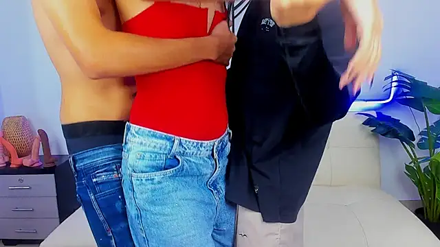 Snapshot of Crazy_porkys chatting on February 2026 07:42:02 PM Crazy porkys online show from February 2026 07:42:02 PM