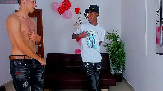 Snapshot of Crazy_porkys chatting on February 2026 07:43:02 PM Crazy porkys online show from February 2026 07:43:02 PM