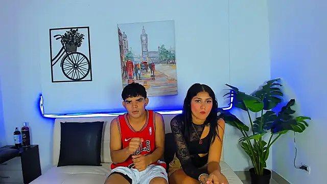 Snapshot of Crazy_porkys chatting on March 2026 12:33:02 PM Crazy porkys online show from March 2026 12:33:02 PM