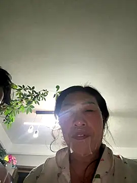 Snapshot of 22xiaopingguo chatting on November 2025 06:21:02 PM 22xiaopingguo online show from November 2025 06:21:02 PM