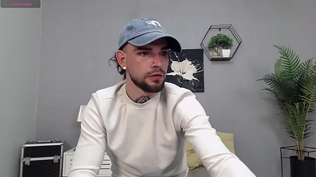KaneHunter online show from May 2026 10:28:02 PM