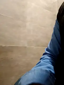 Snapshot of achut32 chatting on November 2025 01:42:01 AM achut32 online show from November 2025 01:42:01 AM