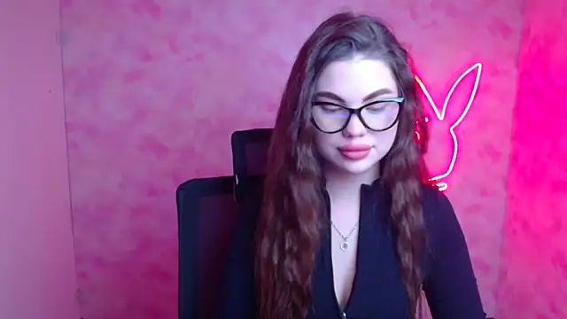 Violetta Brilliant online show from December 2025 12:56:01 PM