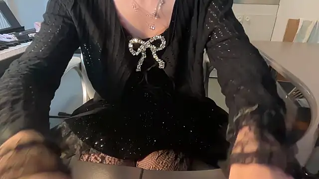 sam in transition online show from December 2025 11:28:01 AM