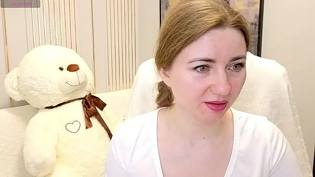 SofiAngela online show from April 2026 01:09:02 AM