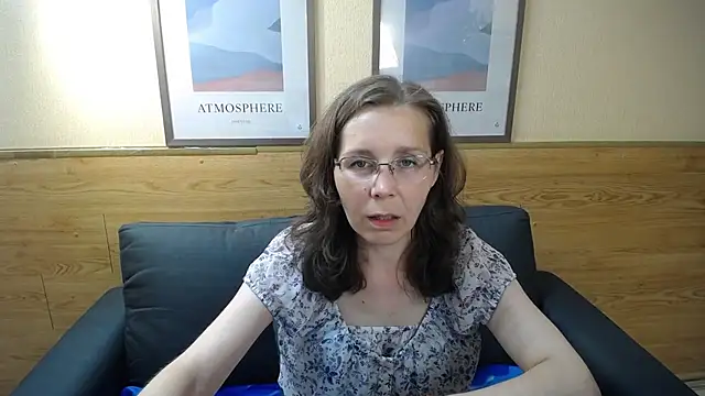Snapshot of DaisyEdit chatting on July 2026 11:27:01 AM DaisyEdit online show from July 2026 11:27:01 AM