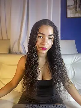 Snapshot of ZoeyFierce chatting on June 2026 06:08:02 PM ZoeyFierce online show from June 2026 06:08:02 PM