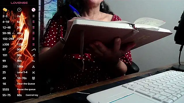 Snapshot of Whisperingfire chatting on June 2026 08:08:02 PM Whisperingfire online show from June 2026 08:08:02 PM