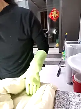 mimi2052 online show from December 2025 12:59:02 AM