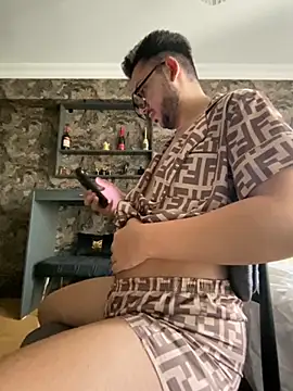 Snapshot of mcylzsd chatting on November 2025 10:41:02 AM mcylzsd online show from November 2025 10:41:02 AM