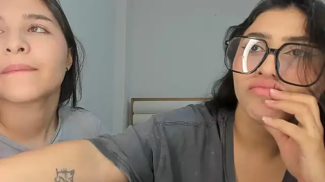 Snapshot of ROUS_SWEET_ chatting on April 2026 03:55:01 AM ROUS SWEET online show from April 2026 03:55:01 AM