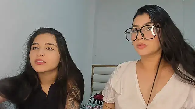 Snapshot of ROUS_SWEET_ chatting on May 2026 03:13:02 AM ROUS SWEET online show from May 2026 03:13:02 AM