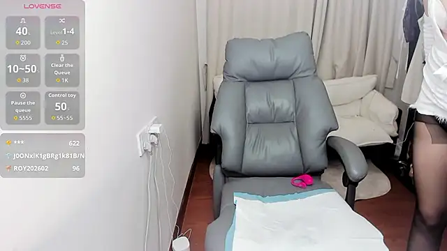 linlinjiang33 online show from March 2026 02:55:01 PM