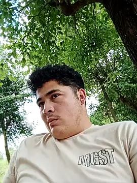 Elperritobb online show from December 2025 02:55:01 PM