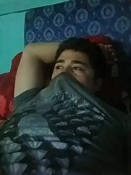 Snapshot of Elperritobb chatting on July 2026 08:52:01 PM Elperritobb online show from July 2026 08:52:01 PM