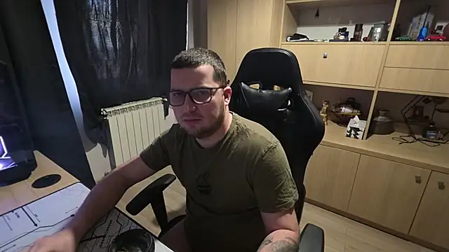 Snapshot of kevinnlovelly chatting on February 2026 11:39:02 AM kevinnlovelly online show from February 2026 11:39:02 AM