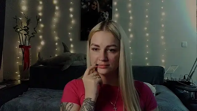 Snapshot of Whitehex666 chatting on November 2025 03:47:01 PM Whitehex666 online show from November 2025 03:47:01 PM