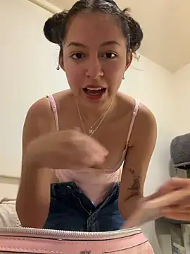 Snapshot of Alicatcua_ chatting on May 2026 02:29:02 AM Alicatcua online show from May 2026 02:29:02 AM