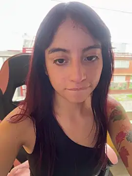 Snapshot of Mia_fiire chatting on May 2026 07:08:01 PM Mia fiire online show from May 2026 07:08:01 PM
