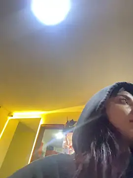 Snapshot of Mia_fiire chatting on June 2026 03:07:01 AM Mia fiire online show from June 2026 03:07:01 AM