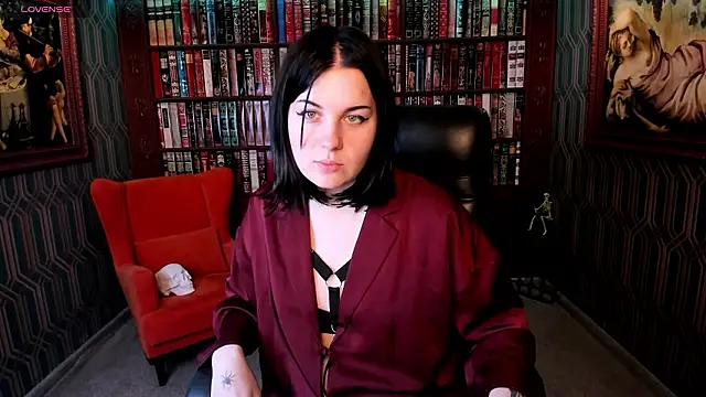 Ambergoeshard online show from March 2026 07:42:01 PM