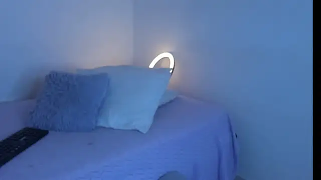 violetaebony online show from December 2025 10:52:02 AM