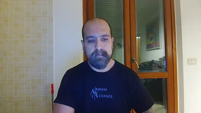 Snapshot of AMIRDIB2025 chatting on April 2026 01:48:01 AM AMIRDIB2025 online show from April 2026 01:48:01 AM