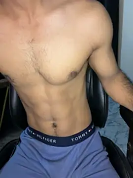 Snapshot of Fitboy07 chatting on July 2026 04:11:01 PM Fitboy07 online show from July 2026 04:11:01 PM