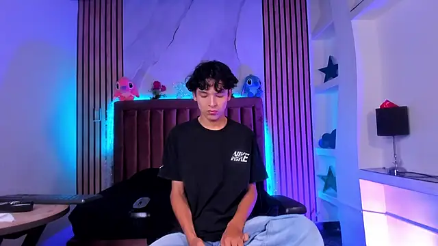 SthepanodiMonaco online show from January 2026 08:54:02 PM