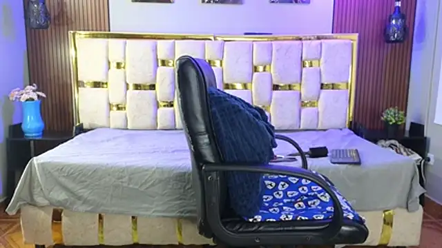  Caroline34 online show from April 2026 10:31:01 AM