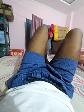 Snapshot of Yth24 chatting on November 2025 03:31:01 AM Yth24 online show from November 2025 03:31:01 AM