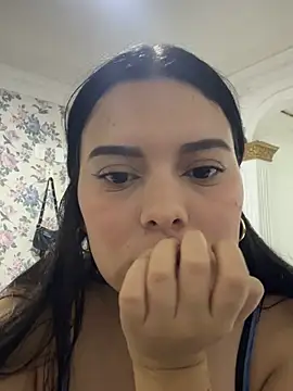 Snapshot of sweet_ruby_ chatting on May 2026 03:01:01 AM sweet ruby online show from May 2026 03:01:01 AM