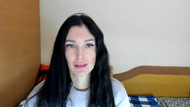 Snapshot of ArmaniGirl chatting on November 2025 07:34:02 AM ArmaniGirl online show from November 2025 07:34:02 AM