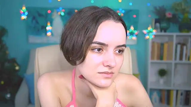 KateWillows online show from December 2025 04:20:03 AM