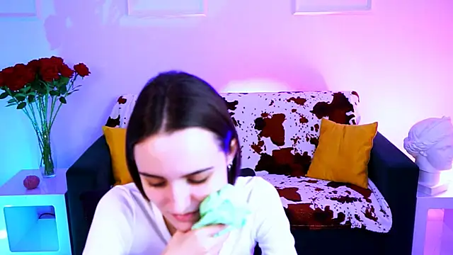 KateWillows online show from March 2026 09:03:01 AM