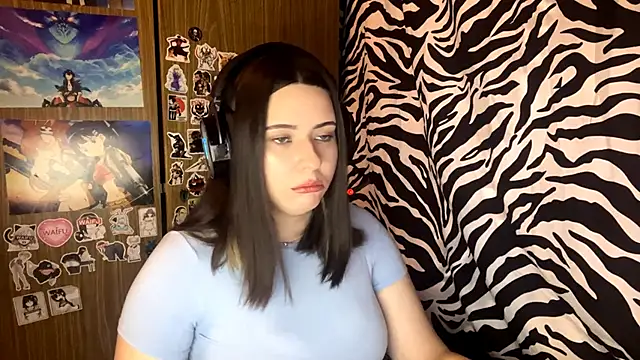 AngeliqueSulima online show from December 2025 09:18:01 AM