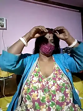 Snapshot of me-pari-hu chatting on February 2026 06:02:02 PM me-pari-hu online show from February 2026 06:02:02 PM