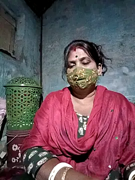 Snapshot of me-pari-hu chatting on February 2026 06:04:02 PM me-pari-hu online show from February 2026 06:04:02 PM