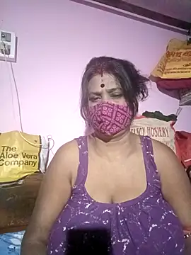 Snapshot of me-pari-hu chatting on February 2026 04:41:01 PM me-pari-hu online show from February 2026 04:41:01 PM