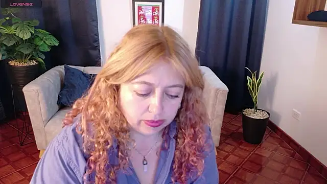 MilfArlet online show from January 2026 01:59:02 PM