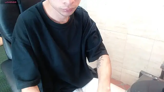 LucassSmith11 online show from January 2026 11:59:02 AM