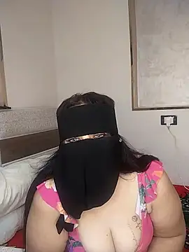 Snapshot of lolotheone chatting on February 2026 11:20:01 PM lolotheone online show from February 2026 11:20:01 PM