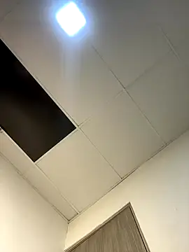 laia williamss online show from December 2025 11:10:02 PM