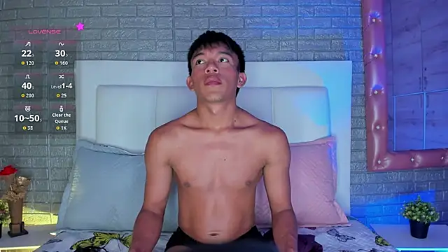 santinaughty online show from January 2026 01:54:01 AM