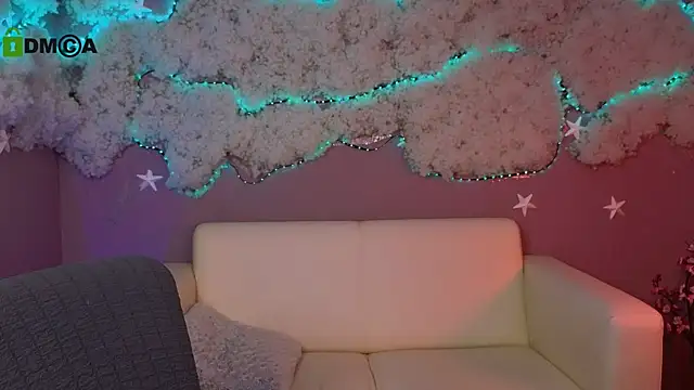 mikameovv online show from March 2026 09:32:02 PM